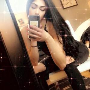 Meet your Posher, Emily